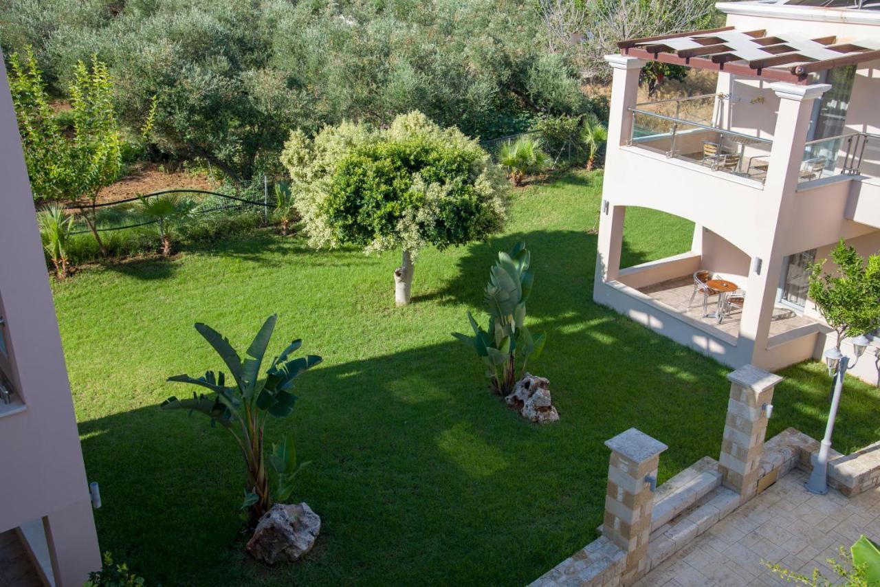 Isida Hotel Agia Marina Dış mekan fotoğraf