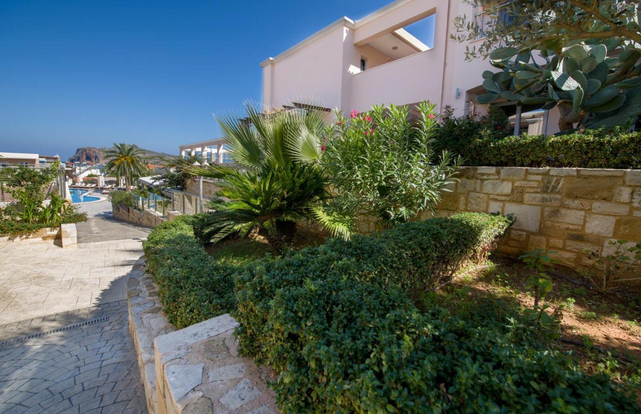 Isida Hotel Agia Marina Dış mekan fotoğraf