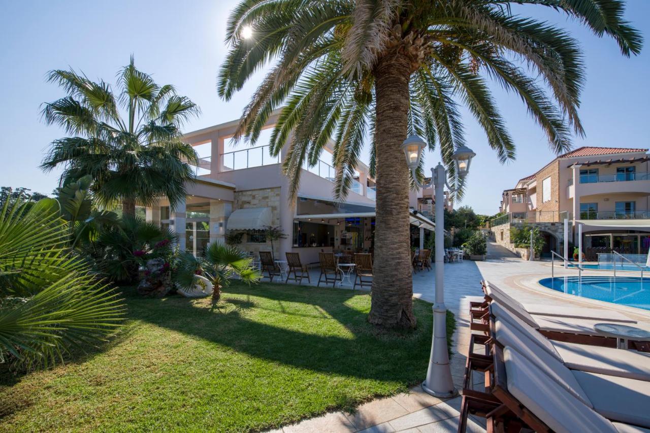 Isida Hotel Agia Marina Dış mekan fotoğraf