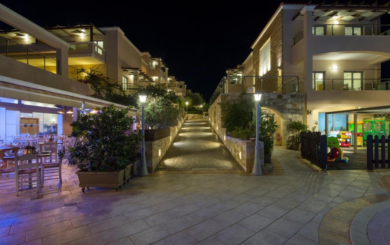 Isida Hotel Agia Marina Dış mekan fotoğraf