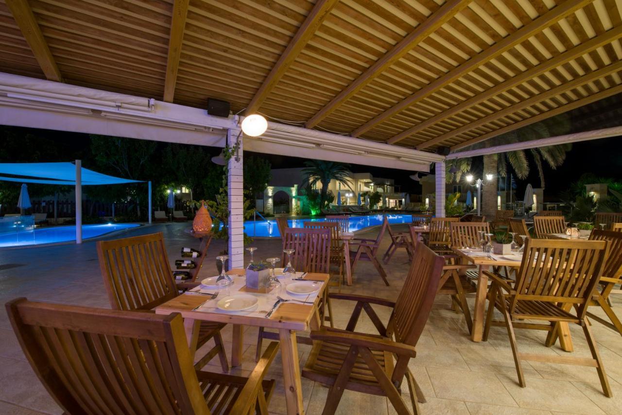 Isida Hotel Agia Marina Dış mekan fotoğraf